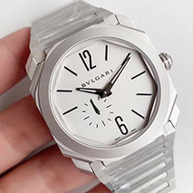 ブルガリ 偽物 時計 オクト ローマ 41mm Octo Roma Bui61089