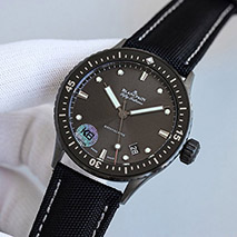 ブランパン スーパーコピー フィフティファゾムス バチスカーフ o52a