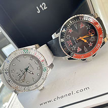 グッチ スーパーコピー ダイヴ メンズウォッチ 40mm 2色 YA136221
